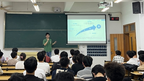 土木与交通学院举办砺剑学堂暨考研、推免经验分享会